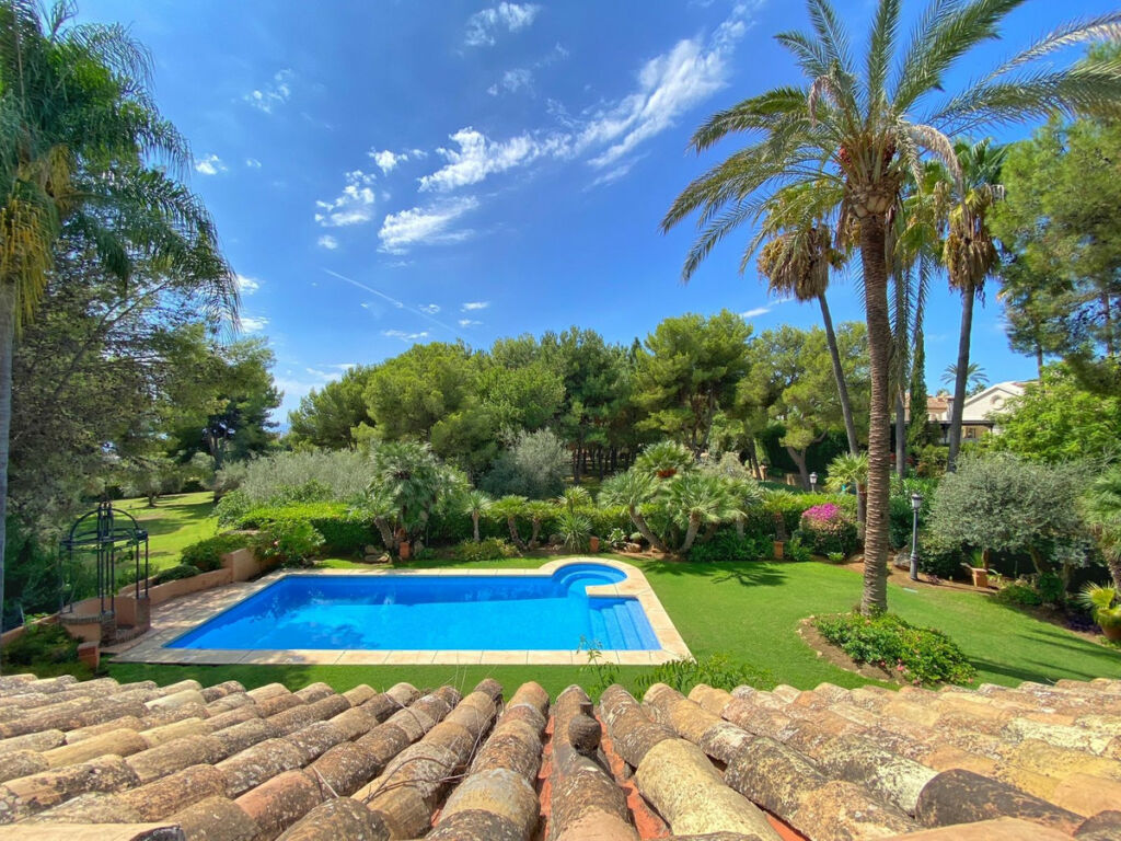 Detached Villa Sierra Blanca Málaga - image 56