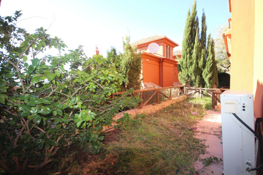Semi-Detached House Santa Clara Málaga - image 36