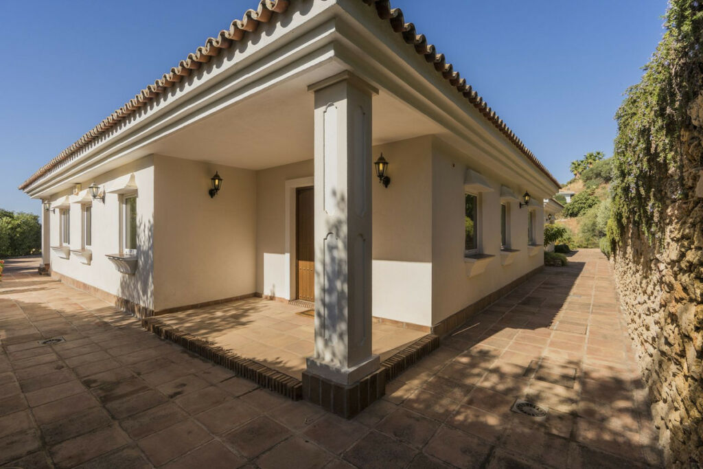 Detached Villa Valtocado Málaga - image 52