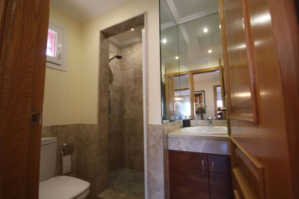 Semi-Detached House Santa Clara Málaga - image 15