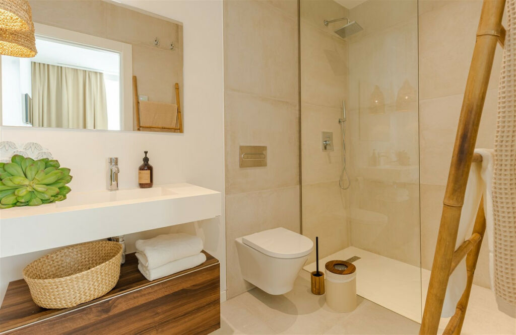 Detached Villa Riviera del Sol Málaga - image 58