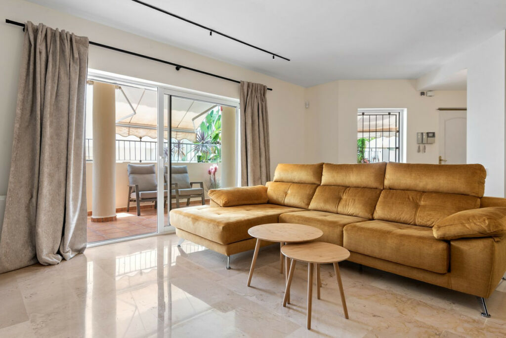 Townhouse Costabella Málaga - image 6