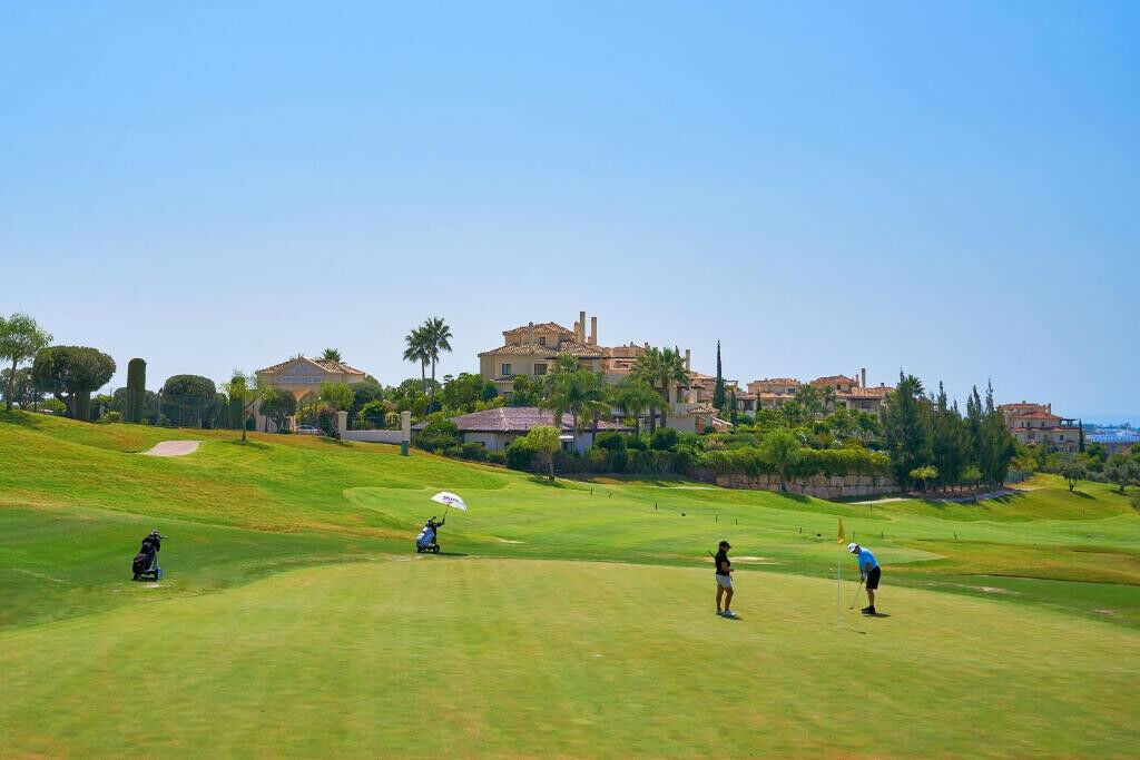 Penthouse Benahavís Málaga - image 6