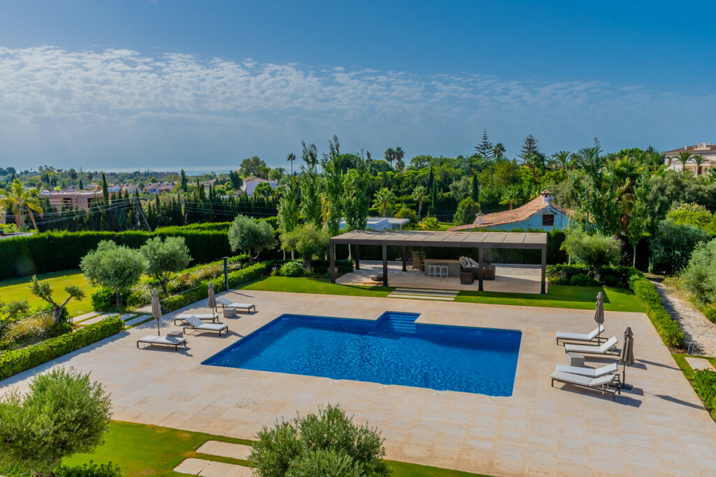Detached Villa Guadalmina Alta Málaga - image 6