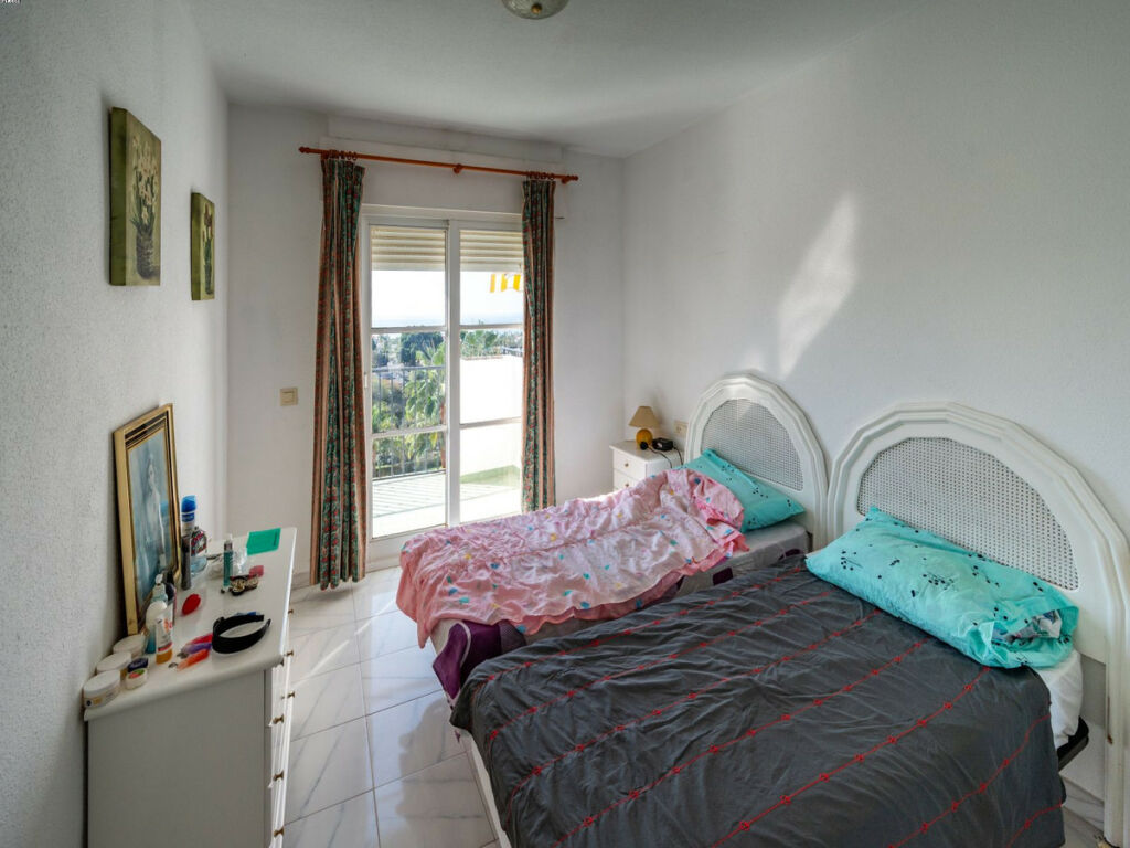 Top Floor Apartment El Faro Málaga - image 6