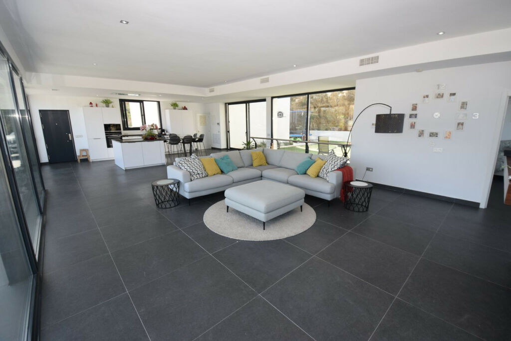 Detached Villa La Cala Golf Málaga - image 6