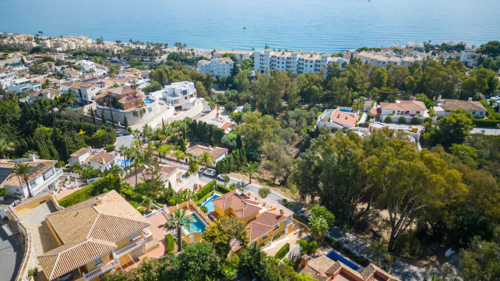 Detached Villa Torrenueva Málaga - image 8