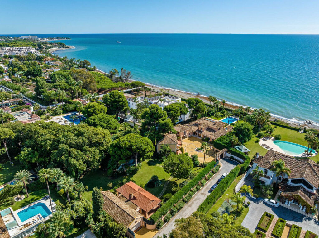 Detached Villa Benamara Málaga - image 65