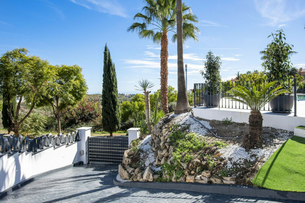 Detached Villa Los Flamingos Málaga - image 66
