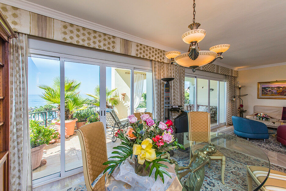Penthouse Elviria Málaga - image 9