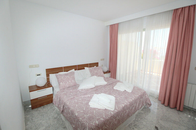 Penthouse Puerto Banús Málaga - image 7