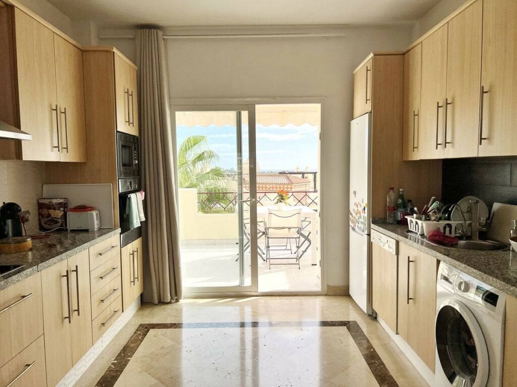 Penthouse New Golden Mile Málaga - image 7
