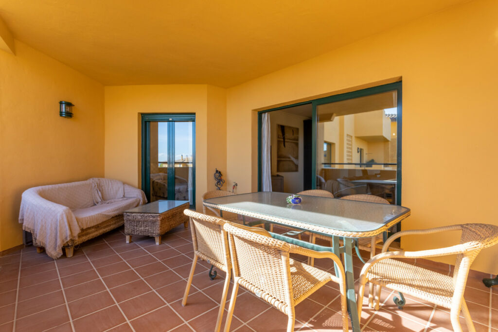 Top Floor Apartment San Pedro de Alcántara Málaga - image 7