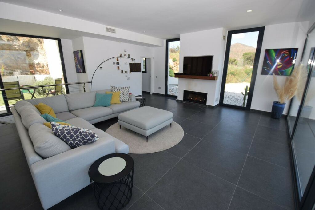Detached Villa La Cala Golf Málaga - image 8