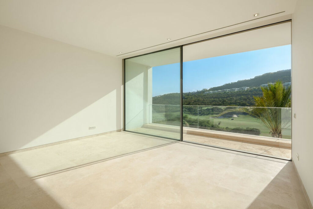 Detached Villa Casares Málaga - image 8