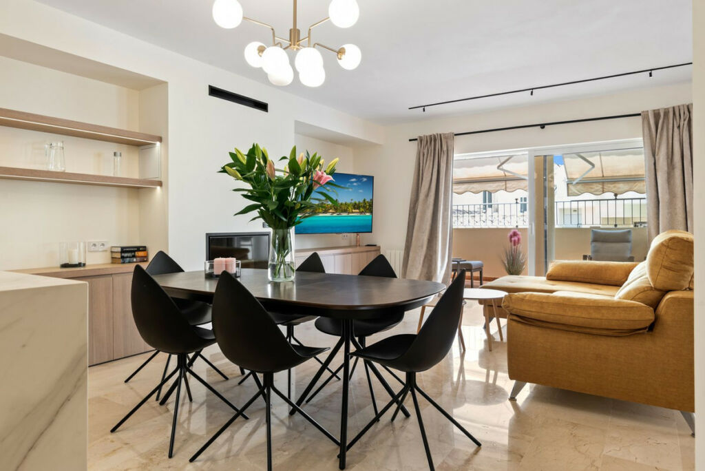Townhouse Costabella Málaga - image 8