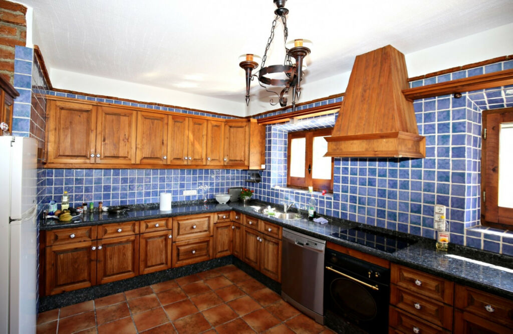 Detached Villa Frigiliana Málaga - image 8
