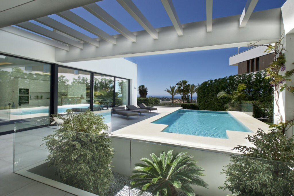 Detached Villa Benahavís Málaga - image 8