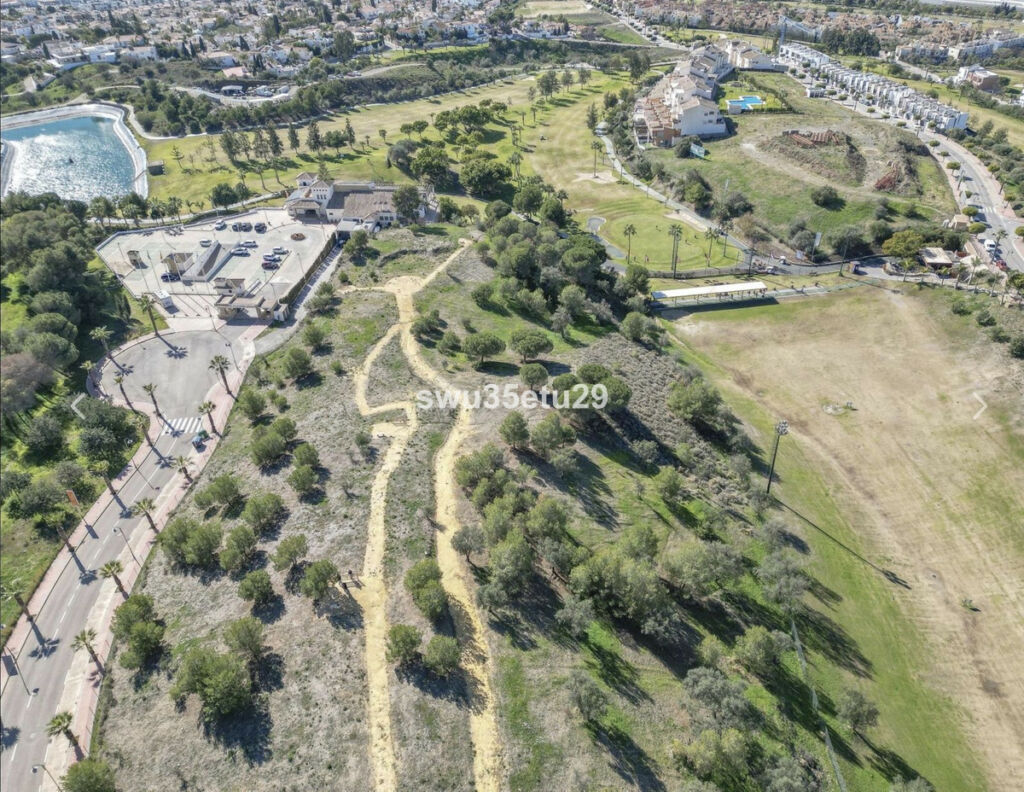 Residential Plot Vélez-Málaga Málaga - image 9