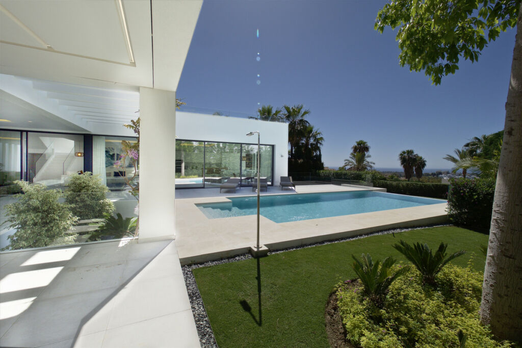 Detached Villa Benahavís Málaga - image 9
