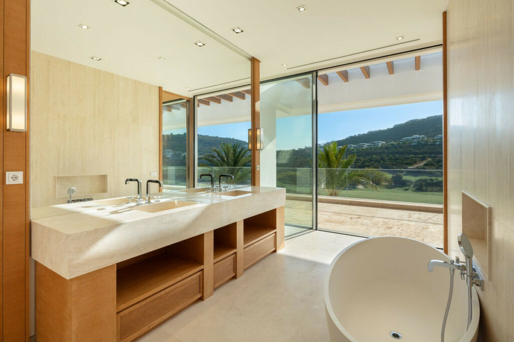 Detached Villa Casares Málaga - image 9