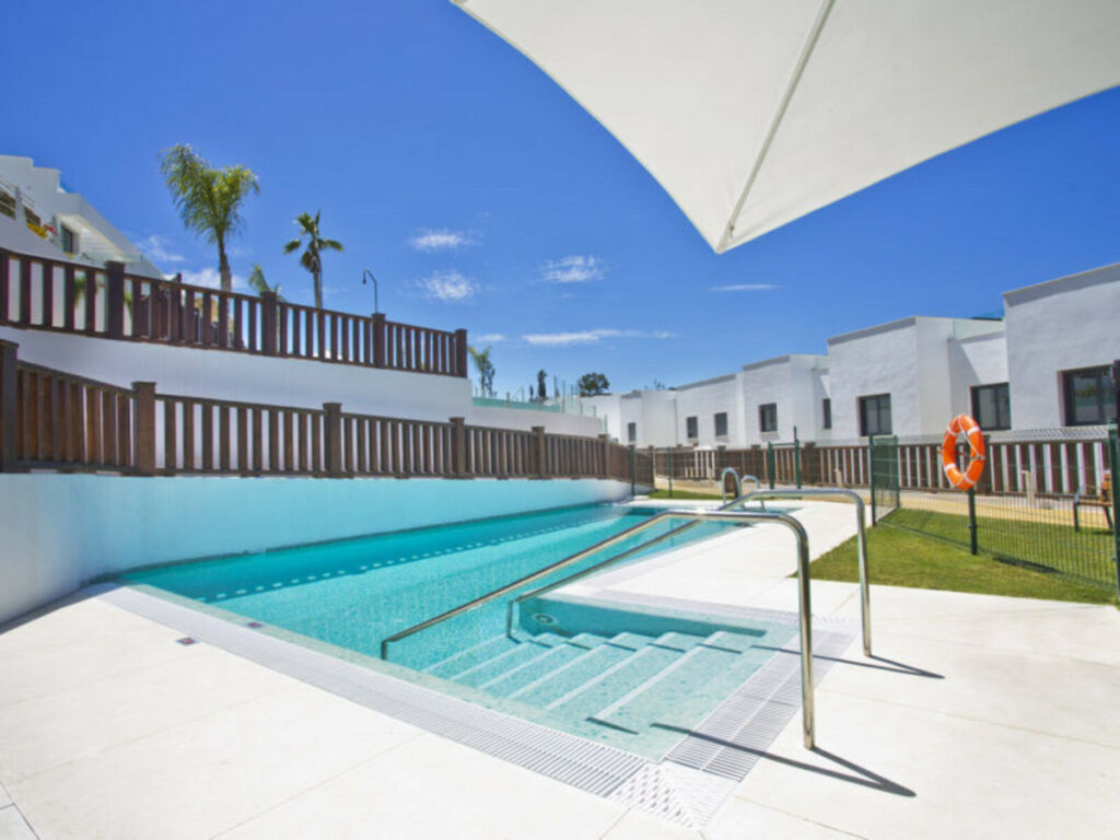 Townhouse The Golden Mile Málaga - image 9