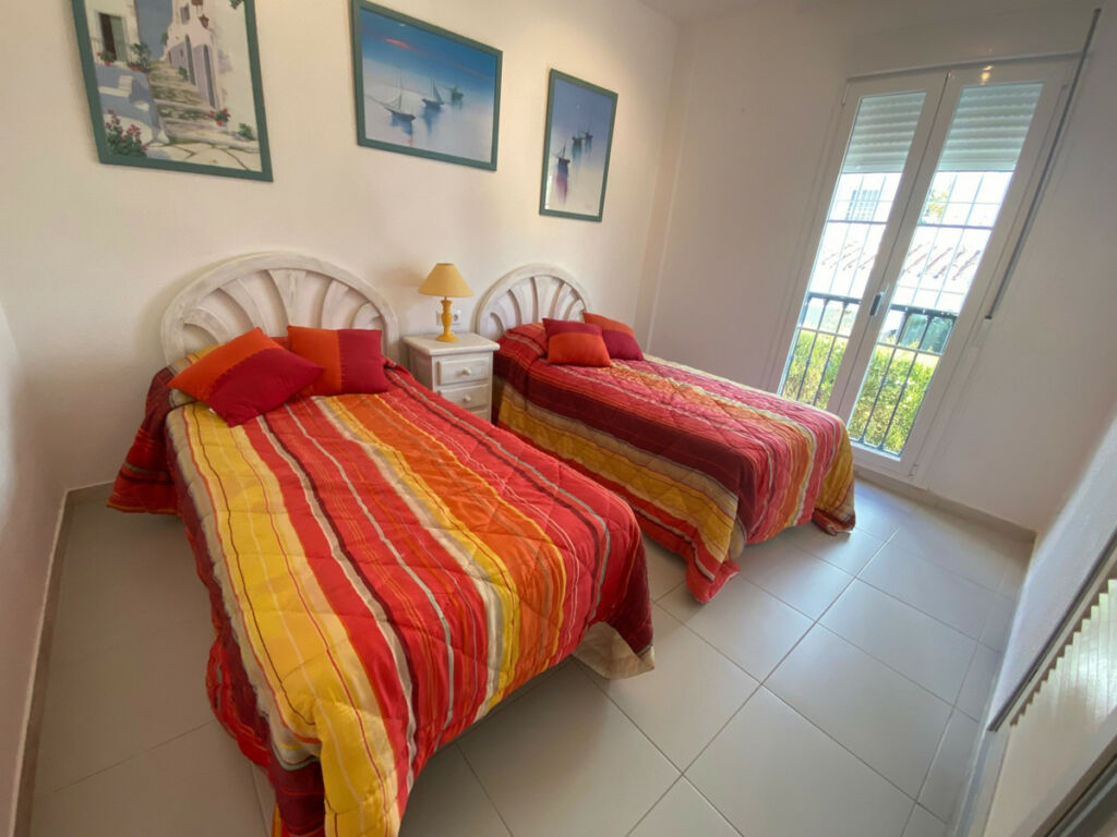 Middle Floor Apartment Nagüeles Málaga - image 9