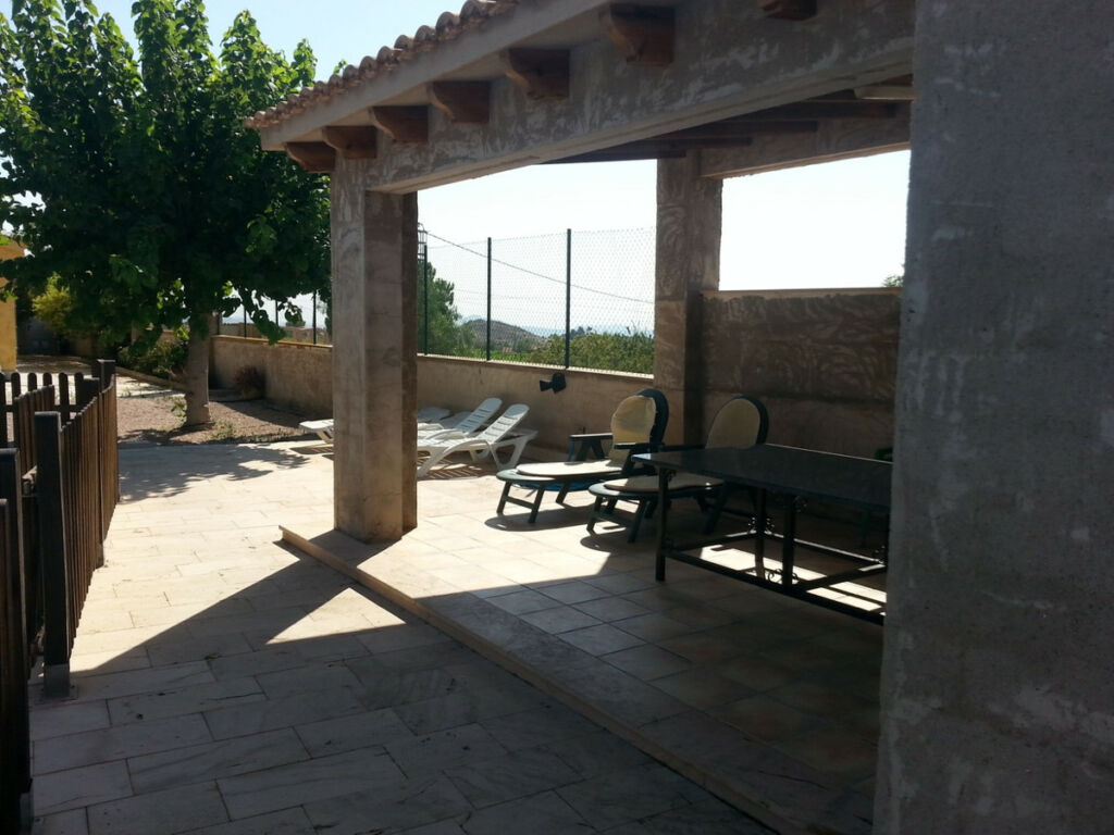 Detached Villa La Romana Alicante - image 9