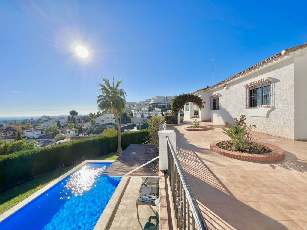 Detached Villa Benalmadena Málaga