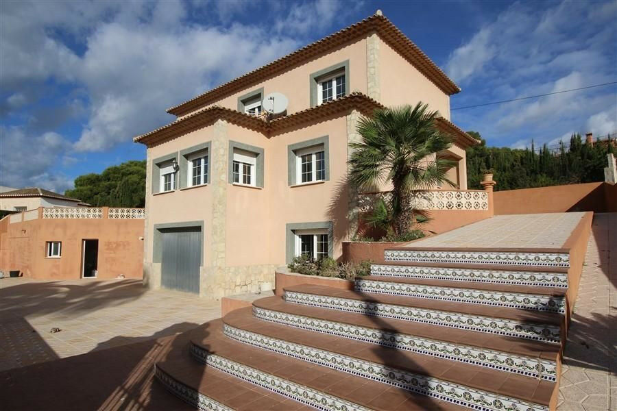 Detached Villa Los Pinos Alicante