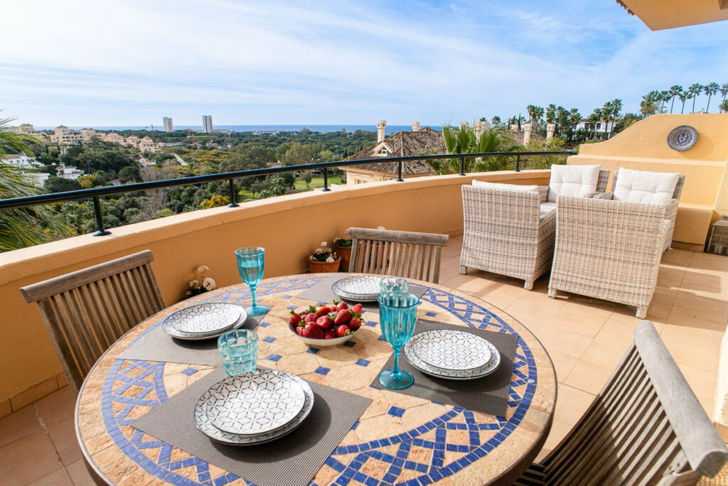 Middle Floor Apartment Elviria Málaga