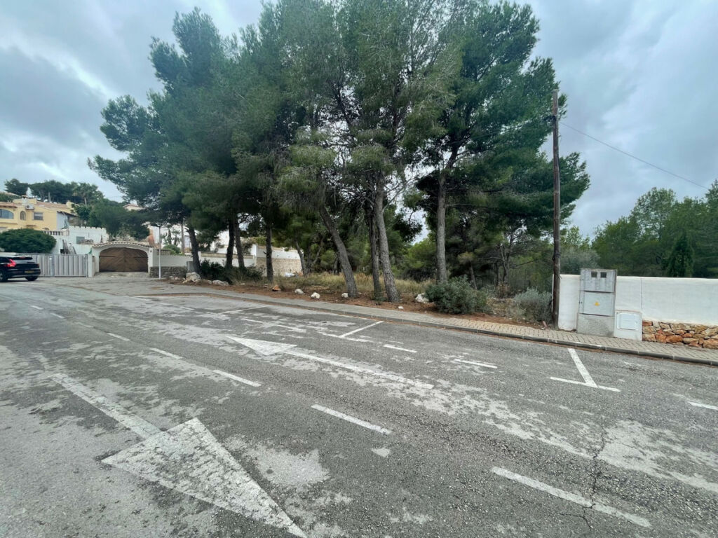 Residential Plot Moraira Alicante - image 2
