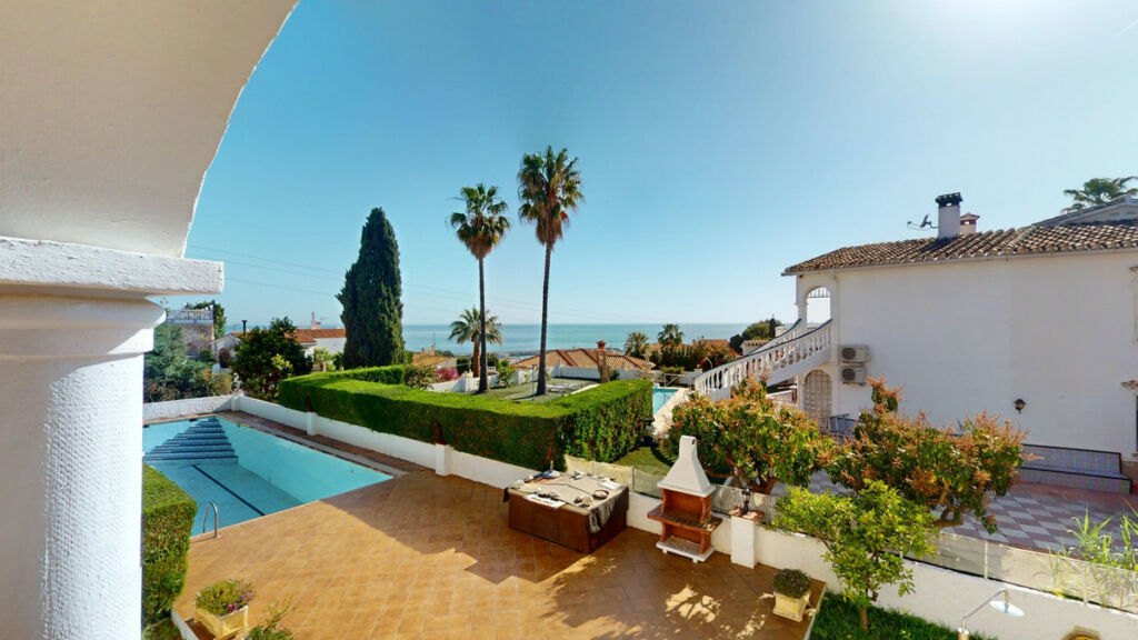 Detached Villa Caleta de Vélez Málaga