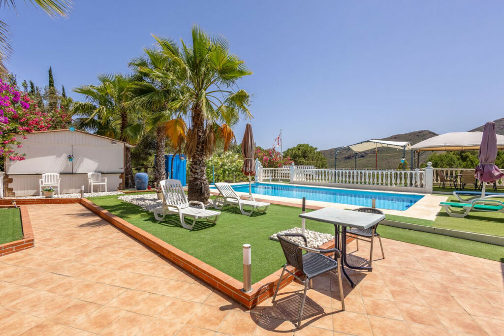 Detached Villa Alhaurín el Grande Málaga - image 10