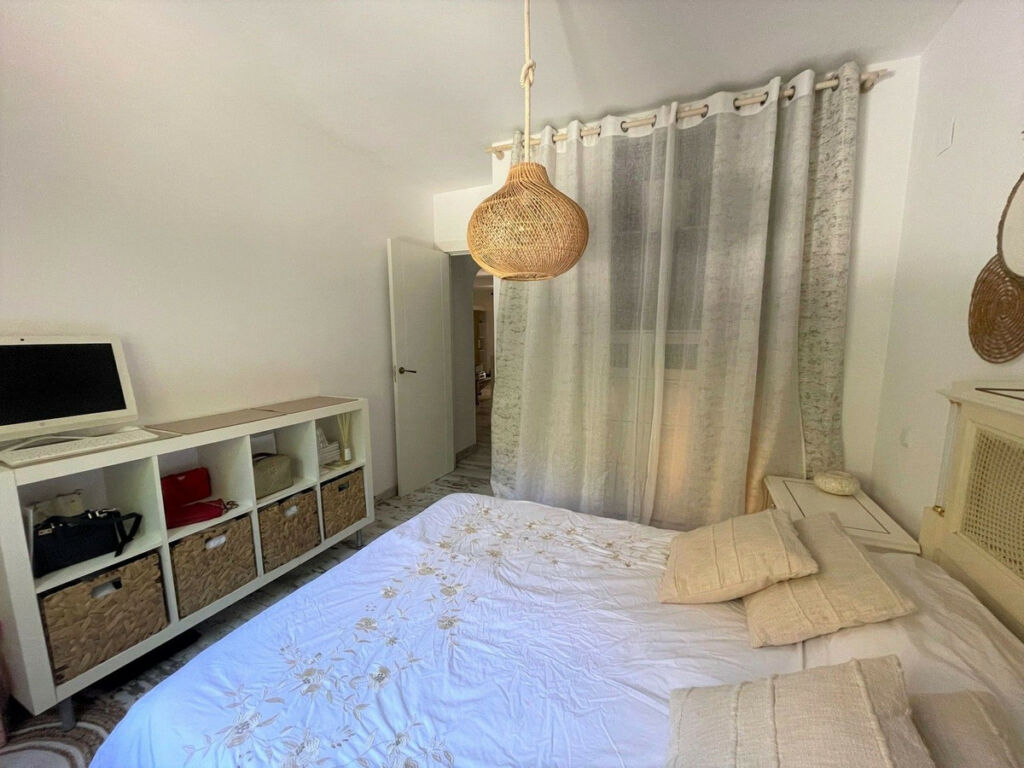 Ground Floor Apartment Calahonda Málaga - image 10