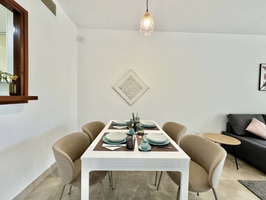 Ground Floor Apartment La Duquesa Málaga - image 10