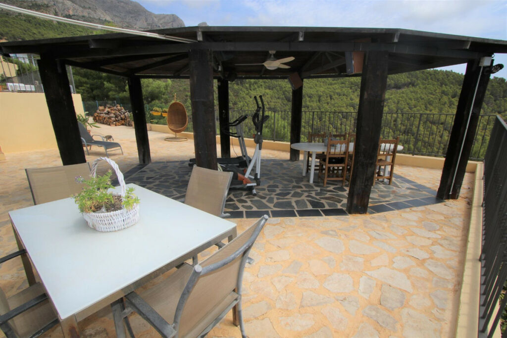 Detached Villa Altea Alicante - image 10