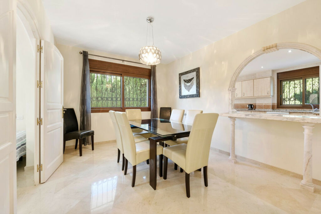 Detached Villa Atalaya Málaga - image 10