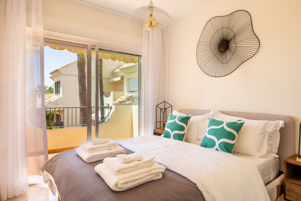 Townhouse El Rosario Málaga - image 11