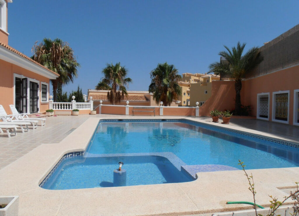 Detached Villa Calpe Alicante - image 10
