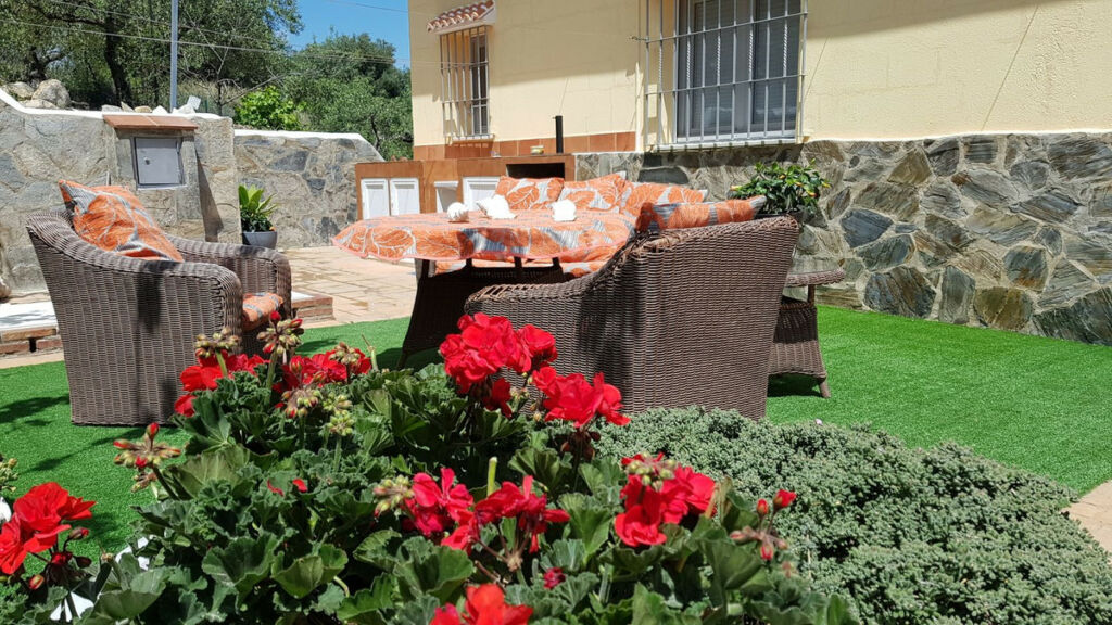 Detached Villa Monda Málaga - image 11