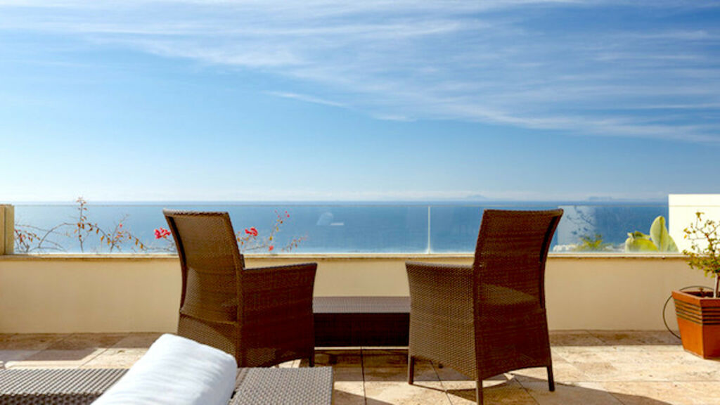 Penthouse Duplex Altos de los Monteros Málaga - image 11