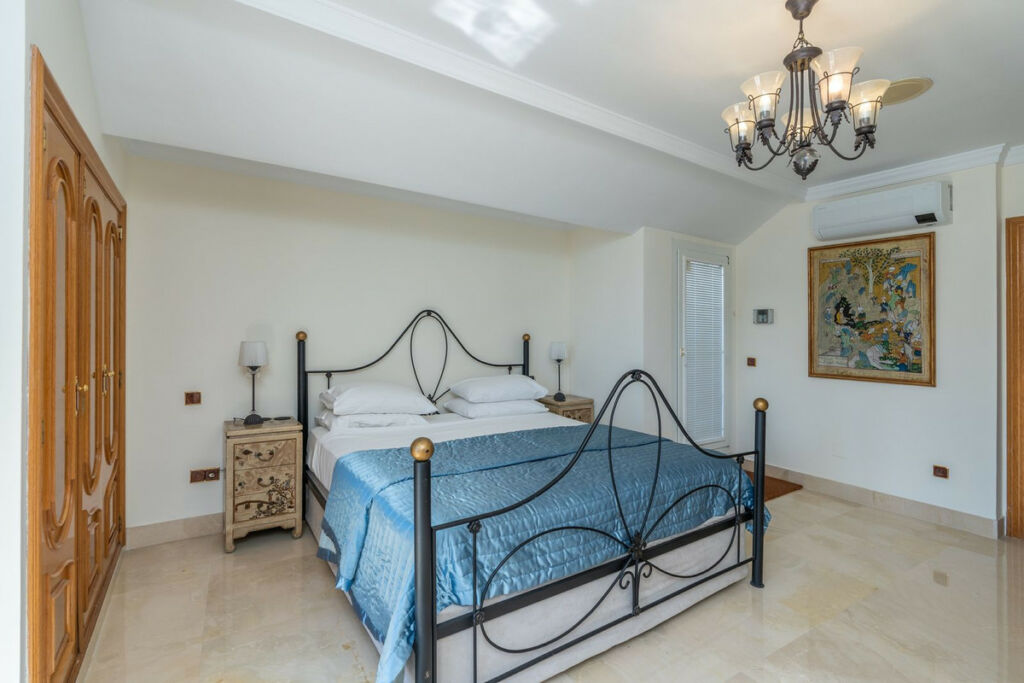 Penthouse Marbella Málaga - image 9