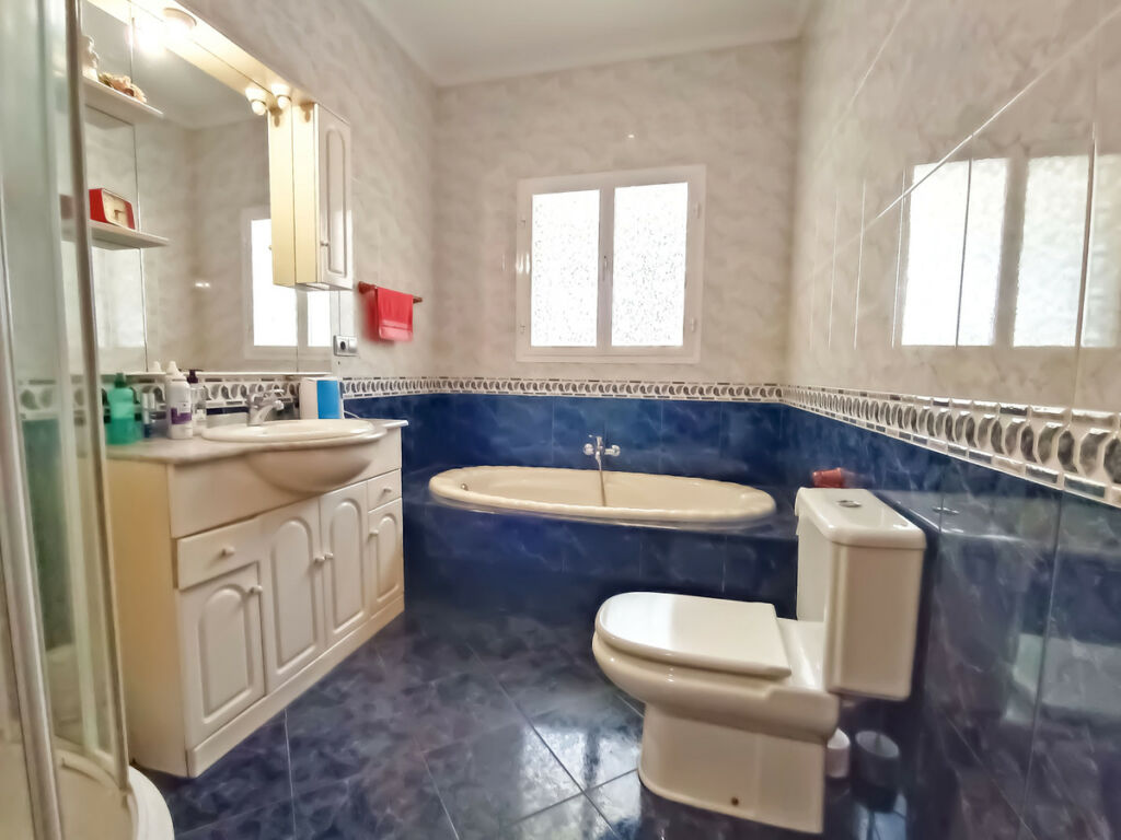 Detached Villa Monda Málaga - image 13