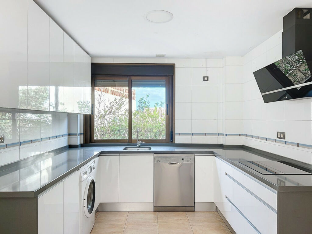 Semi-Detached House Caleta de Vélez Málaga - image 12