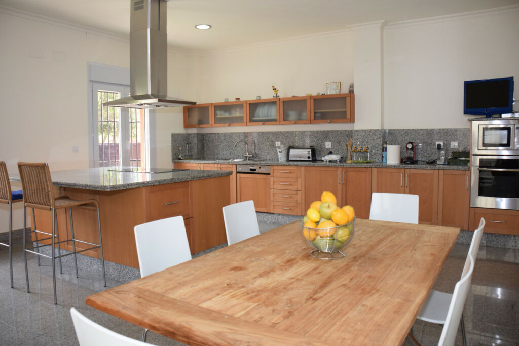 Detached Villa Santa Clara Málaga - image 13