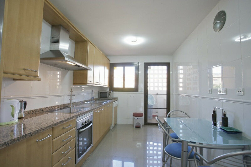 Middle Floor Apartment Estepona Málaga - image 12