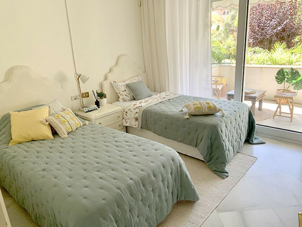 Ground Floor Apartment Puerto Banús Málaga - image 12