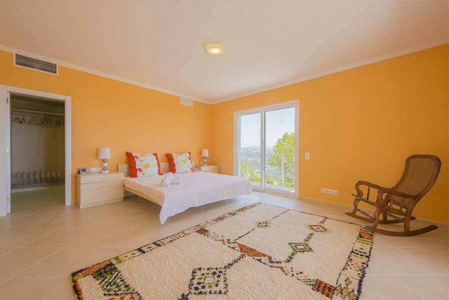 Detached Villa Calpe Alicante - image 12