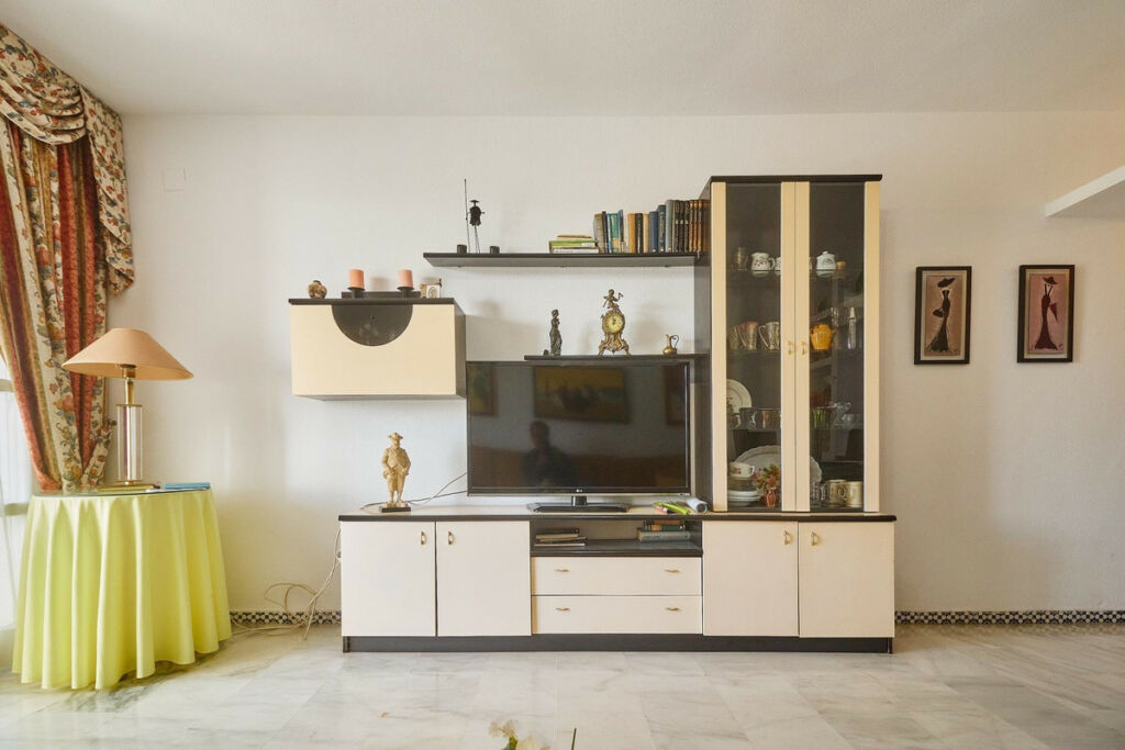 Middle Floor Apartment Fuengirola Málaga - image 12